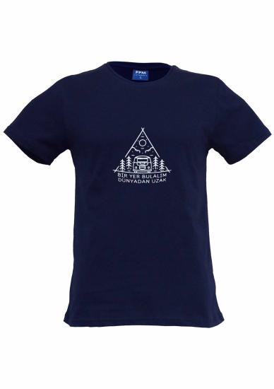 FFM İSTANBUL BİR YER BULALIM DÜNYADAN UZAK YAZILI BASIC T-SHIRT